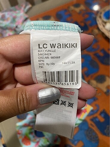 LC Waikiki Kız çocuk mayo