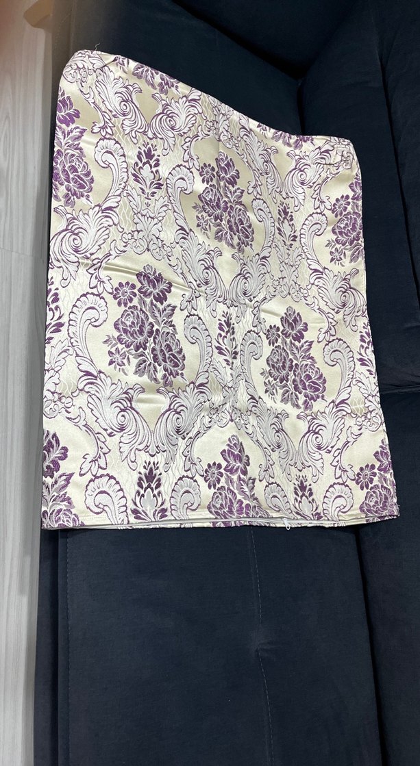 Mor Çiçek Desenli Minder  Kılıfı - Görsel 2