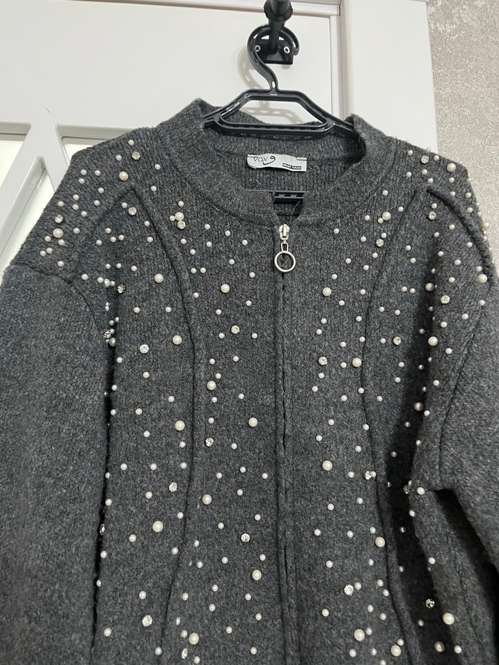 Nakışlı Gri Triko Kadın Kazak Hırka - Görsel 2