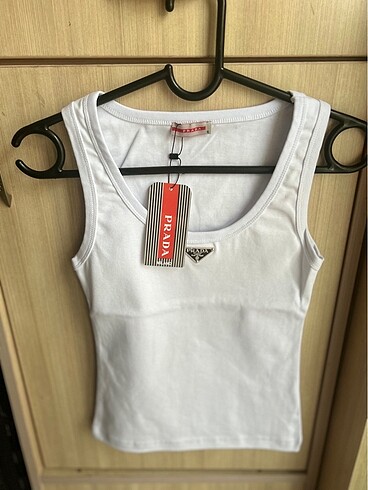 Prada Atlet