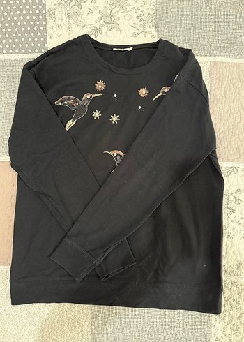 Payet İşlemeli Siyah Viskon Kadın Bluz - Görsel 3