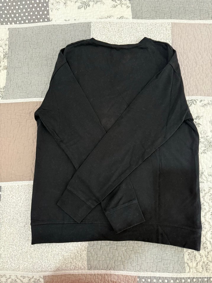 Payet İşlemeli Siyah Viskon Kadın Bluz - Görsel 5