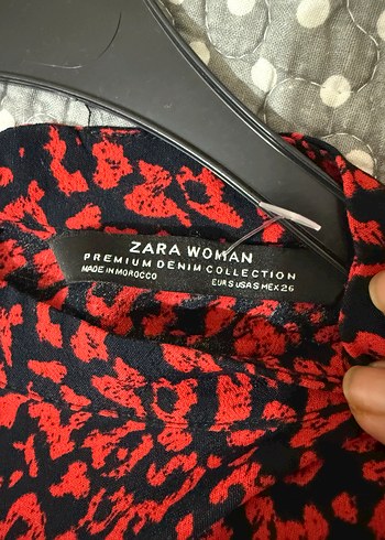 Zara Uzun Kollu Kırmızı Desenli Elbise - Görsel 4