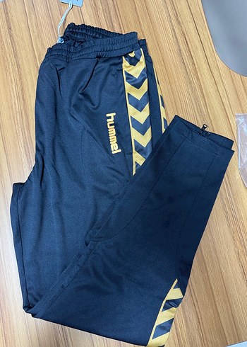 Hummel Erkek Alt Altın Renkli Rahat Kesim - Görsel 2