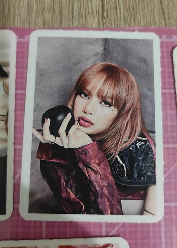 16 adet arkalı önlü blackpink fotokart - Görsel 5