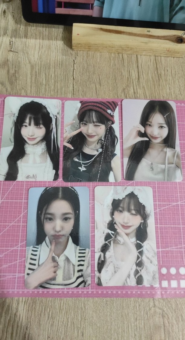 5li Wonyoung fanmade pc - Görsel 3
