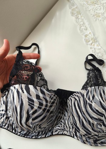 Zebra Desenli sutyen takım 75 beden - Görsel 2