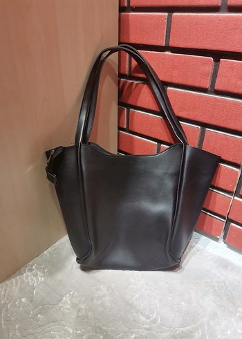 Siyah Deri Minimalist Kadın Çanta