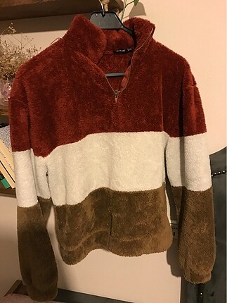 Polar sweatshirt
