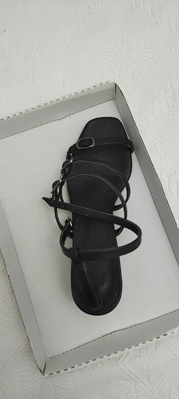 36 Beden siyah Renk Topuklu sandalet 