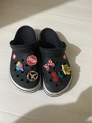 Crocs