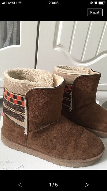 UGG BOT