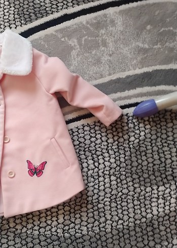 Düğmeli Pembe Nakışlı Kız Çocuk Kaban - Görsel 4