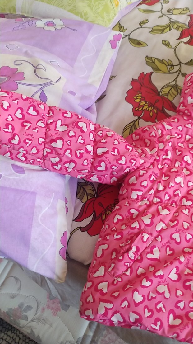 Kapüşonlu Pembe Kalp Desenli Kız Mont - Görsel 2