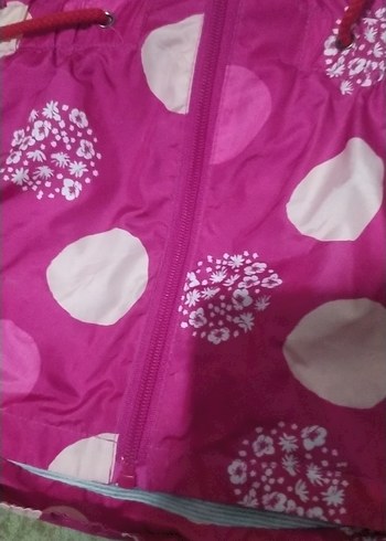 Pembe Kapüşonlu Kız Çocuk Renkli Baskılı Mont - Görsel 6