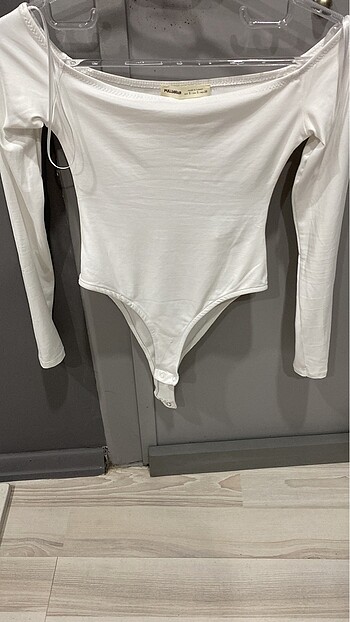 Pullandbear bodysuit