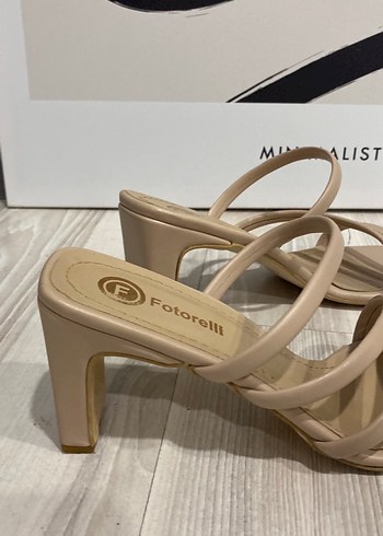 Bej Minimalist Topuklu Kadın Sandalet - Görsel 4