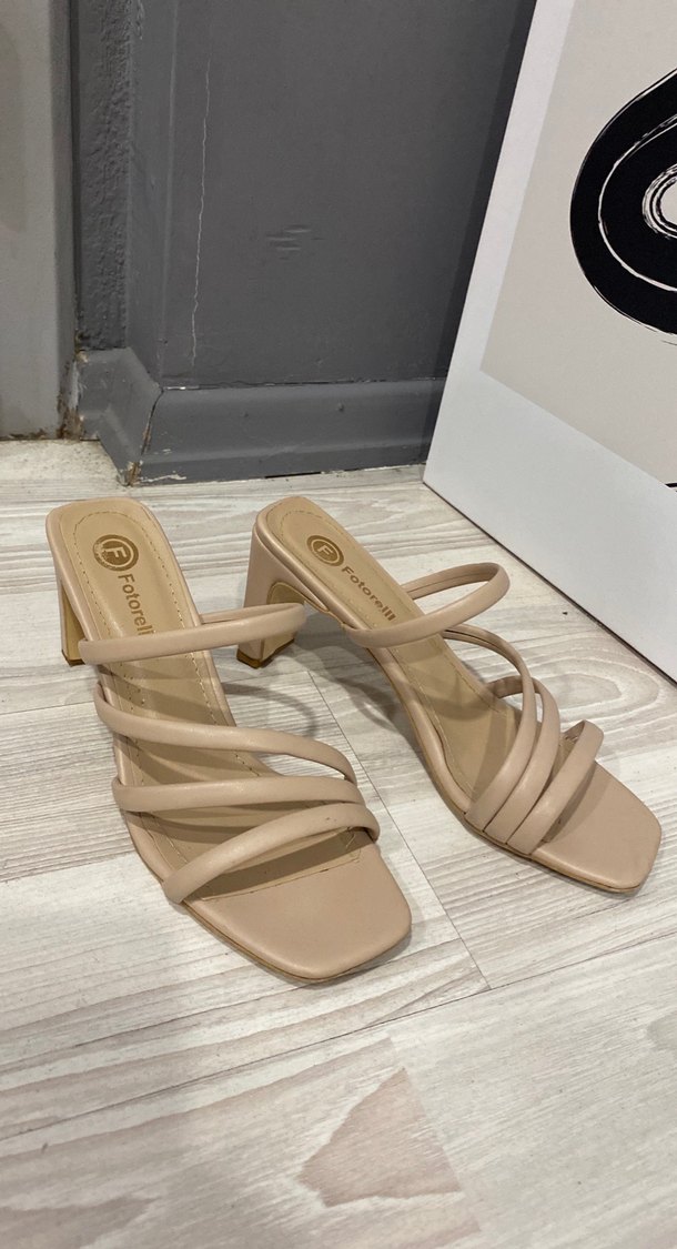 Bej Minimalist Topuklu Kadın Sandalet - Görsel 2