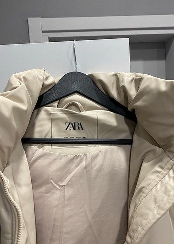 zara deri şişme mont - Görsel 2