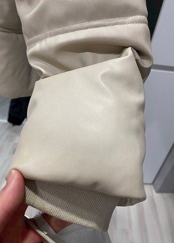 zara deri şişme mont - Görsel 4