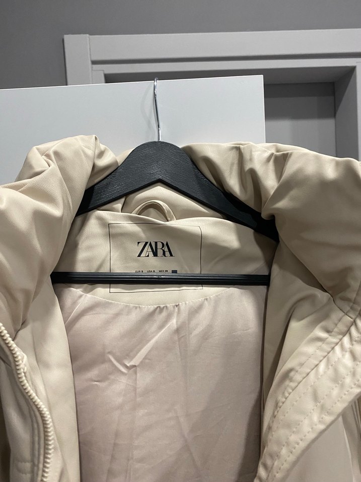 zara deri şişme mont - Görsel 2