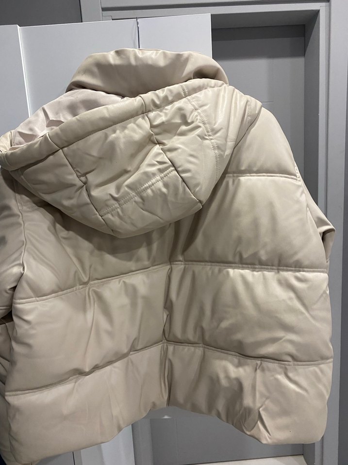 zara deri şişme mont - Görsel 3