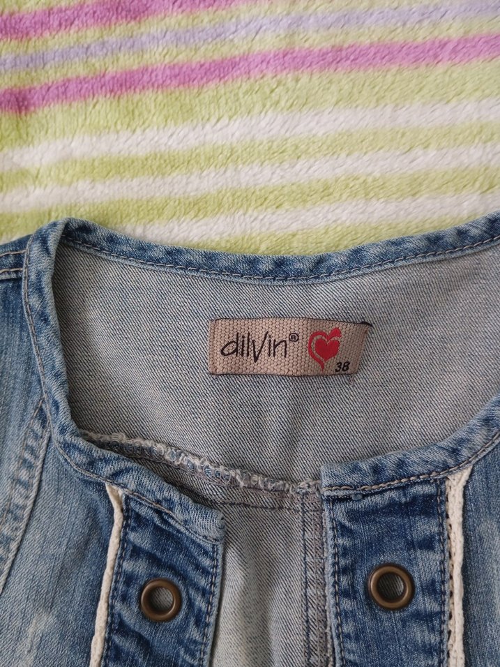 Düğmeli Kısa Kollu Denim Bolero - Görsel 2