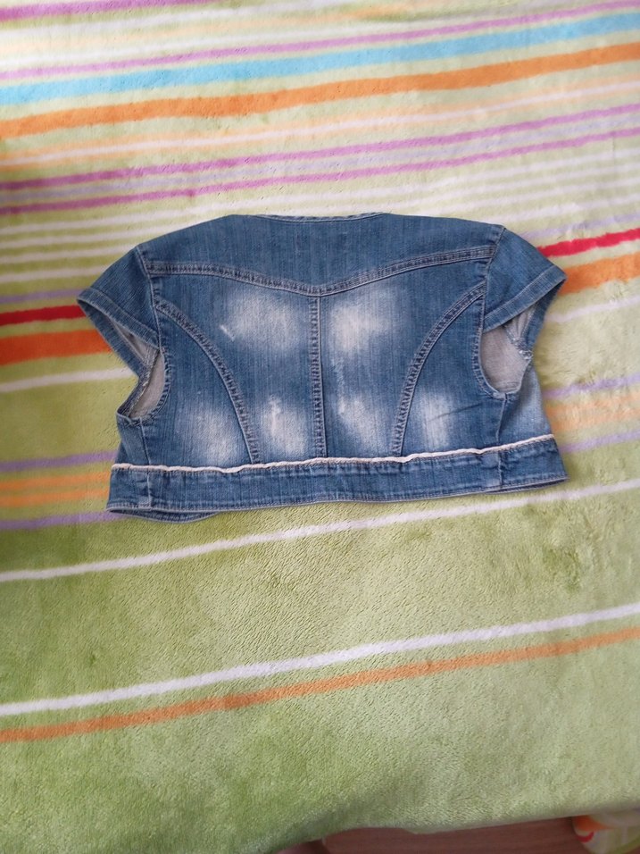 Düğmeli Kısa Kollu Denim Bolero - Görsel 3