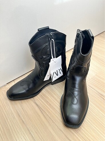 Zara bot