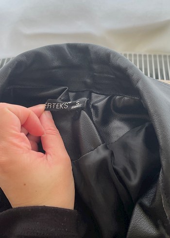 Trendyol & Milla Siyah Deri Biker Ceket Strappy Kol Detaylı