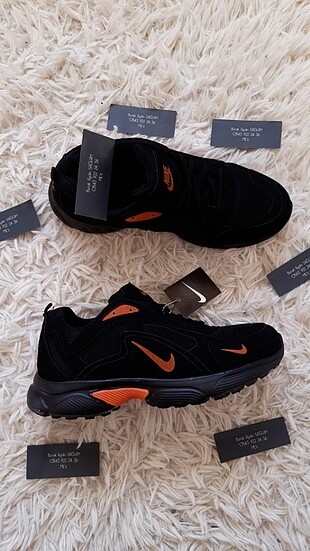 Nike Spor Ayakkabı 