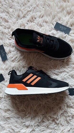 Adidas Spor Ayakkabı