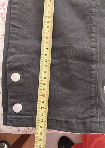 Siyah Düğmeli Rahat Kesim Kadın Kot Pantolon - Görsel 7