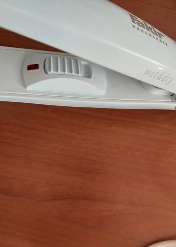 Beyaz Saç Düzleştirici - Görsel 4