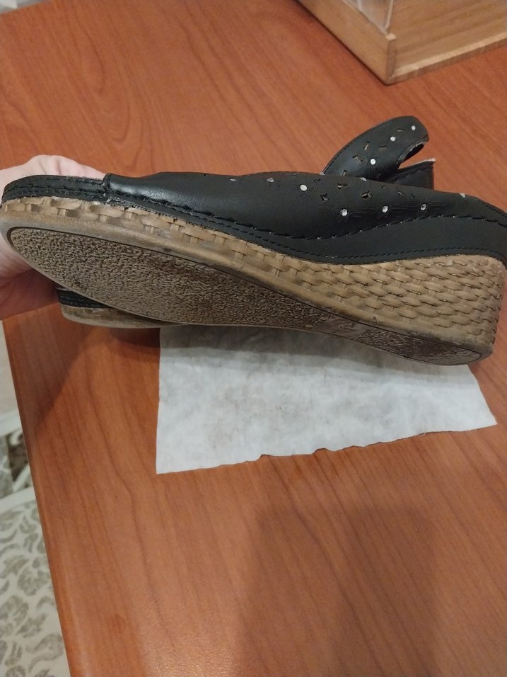 Siyah taşlı sandalet - Görsel 2