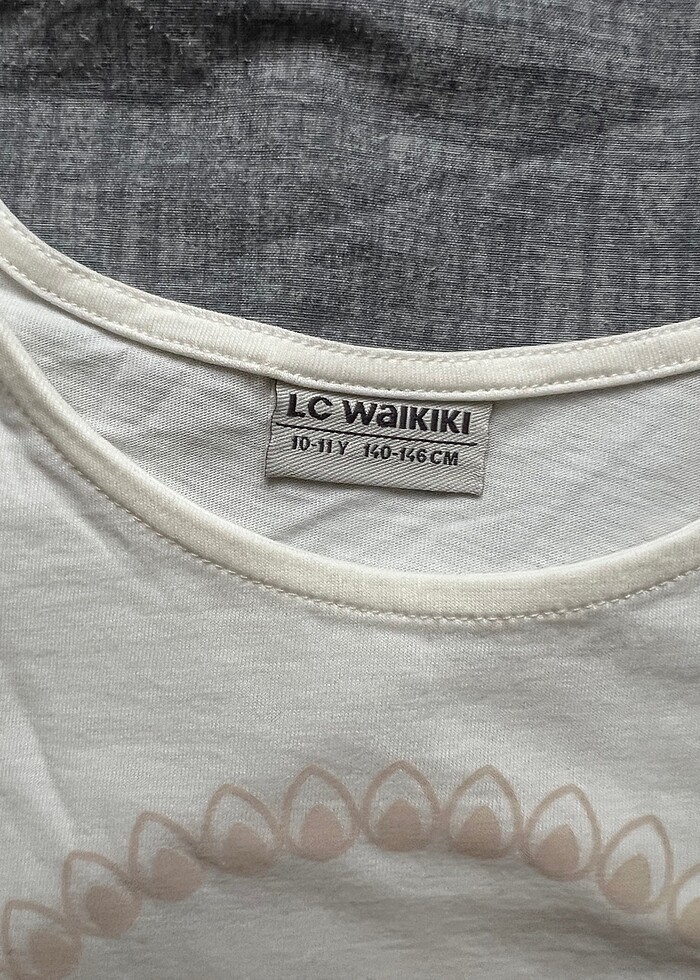 LC Waikiki Tişört. - Görsel 4