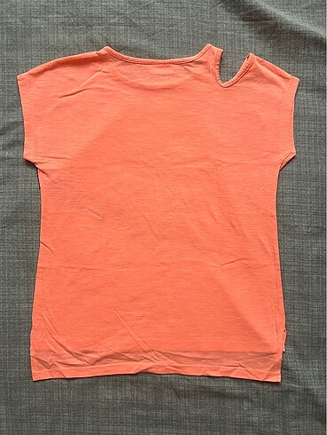 LC Waikiki Tişört. - Görsel 2