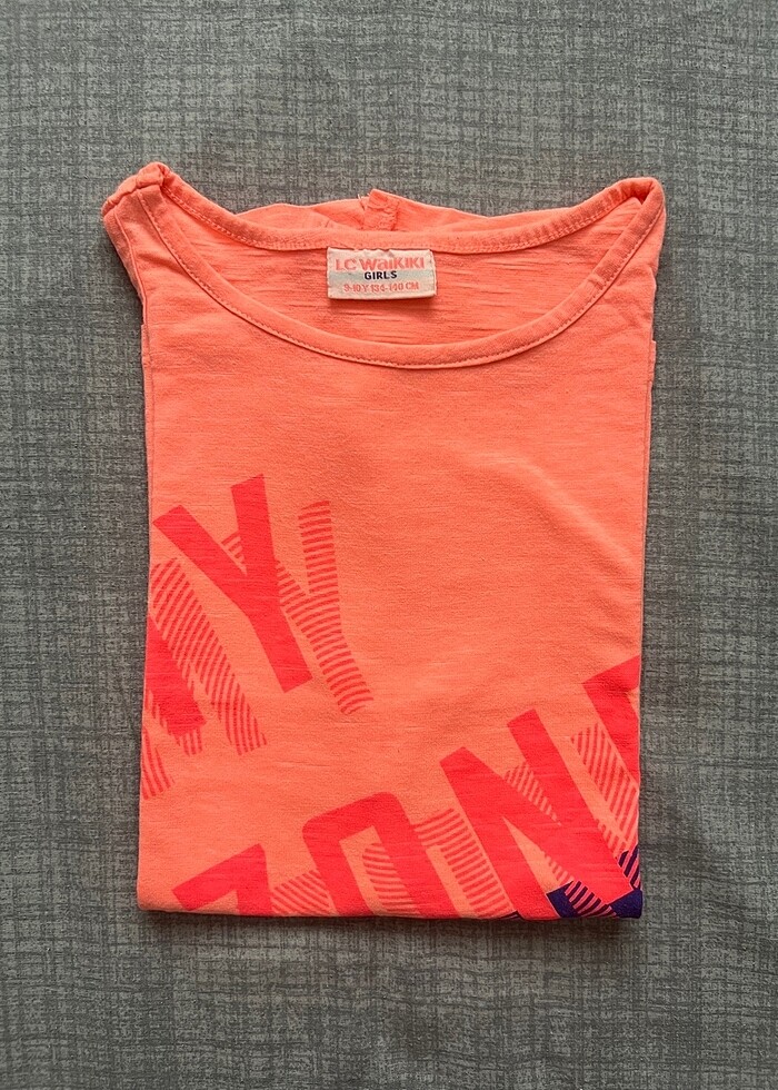 LC Waikiki Tişört. - Görsel 3