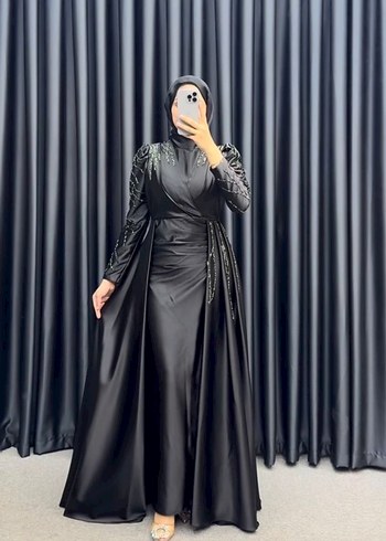 Uzun Siyah Nakışlı Abiye Elbise - Görsel 2