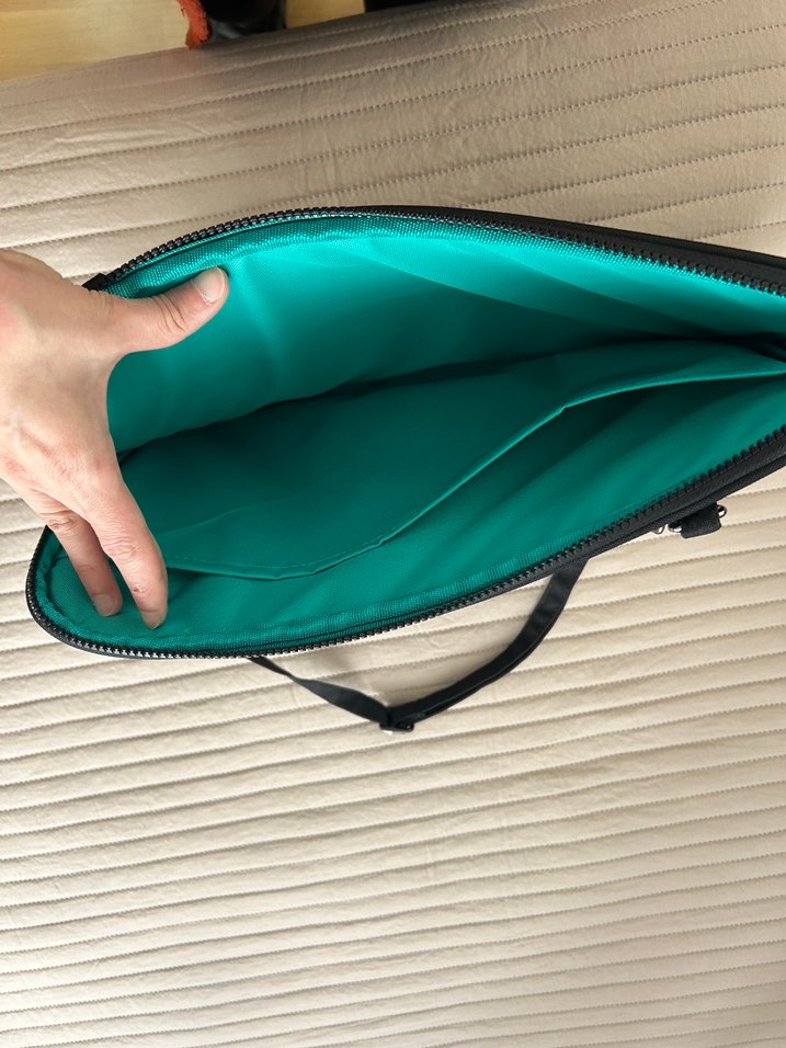 Kadın Siyah Deri Laptop Çantası - Görsel 5