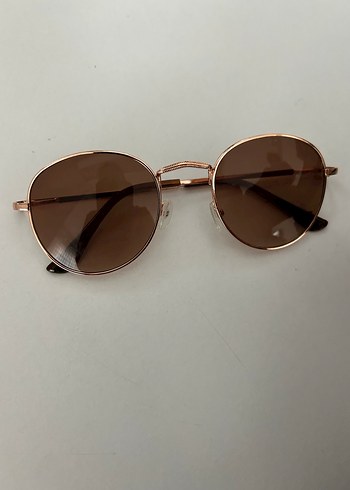 Bej Kadın Minimalist Güneş Gözlüğü - Görsel 3