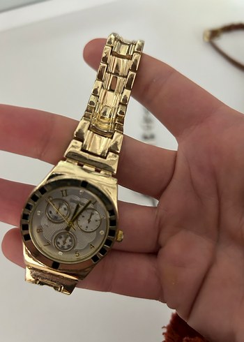 Zincir Detaylı Kadın Altın Saat - Görsel 4