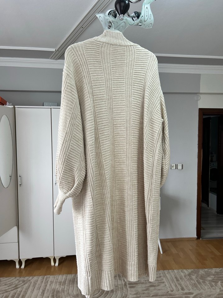 Bej Uzun Örgü Kadın Hırka - Görsel 2