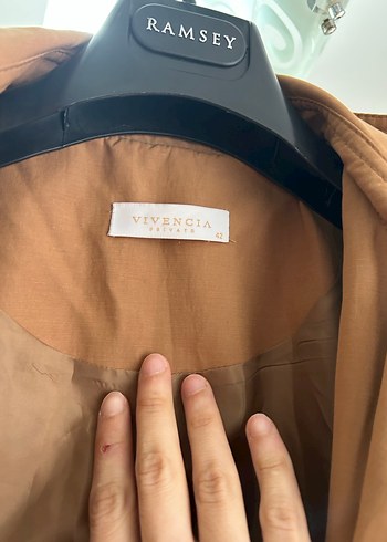 Bej Uzun Keten Kadın Trençkot - Görsel 2