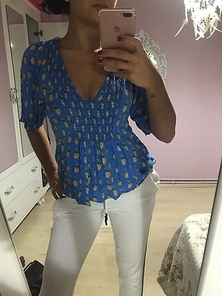 Canlı mavi yazlık bluz