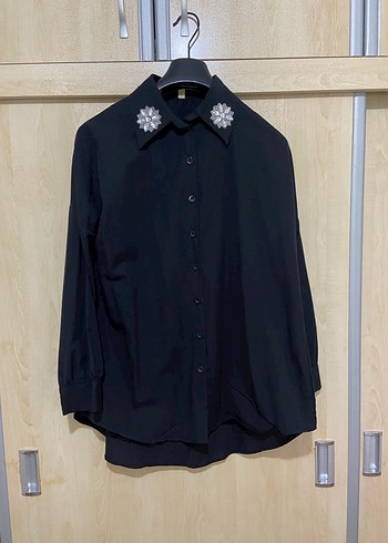 Nakışlı Siyah Uzun Kollu Gömlek - Görsel 3