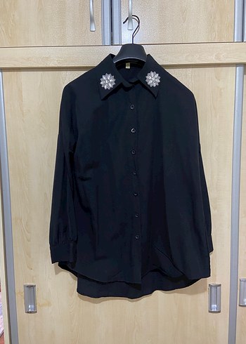 Nakışlı Siyah Uzun Kollu Gömlek - Görsel 2