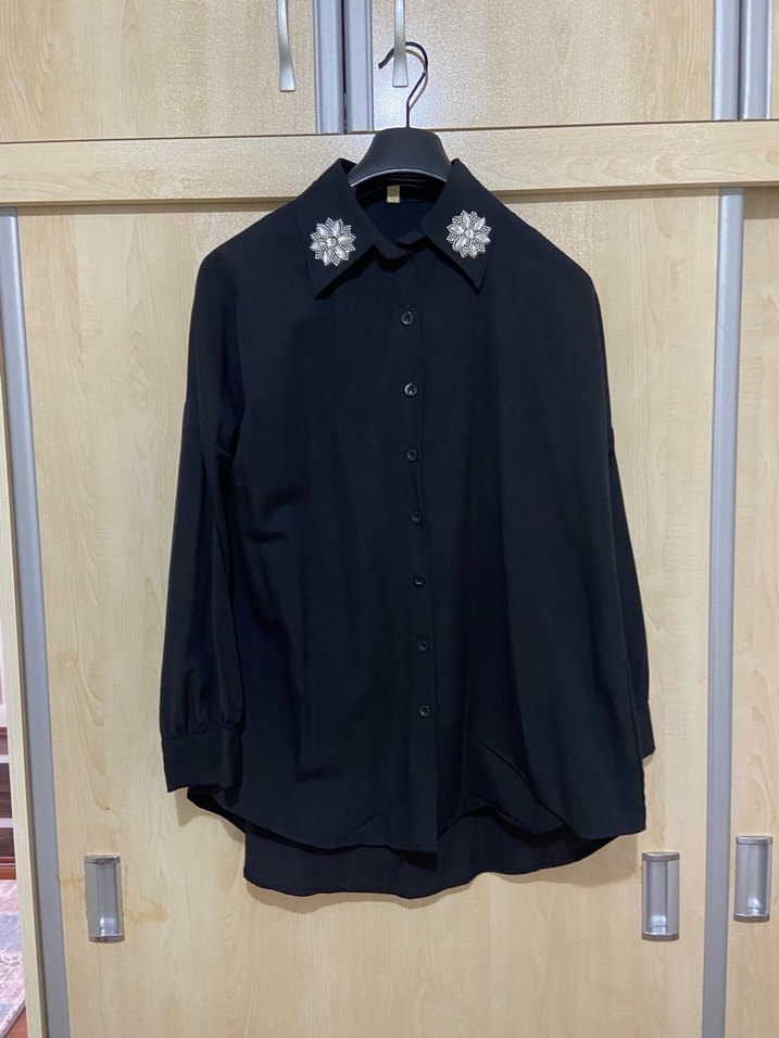 Nakışlı Siyah Uzun Kollu Gömlek - Görsel 4