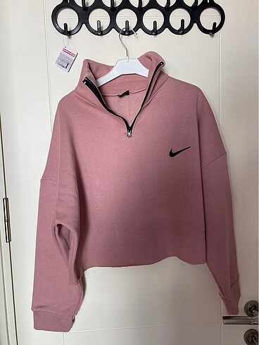 Nike sweat