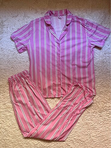 Pijama takımı